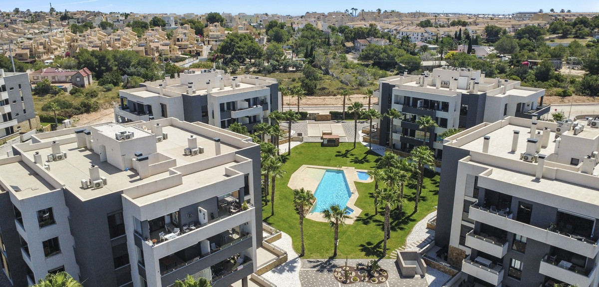 2 Bed Apartment for sale in Los Altos Costa Blanca, Alicante, Spain