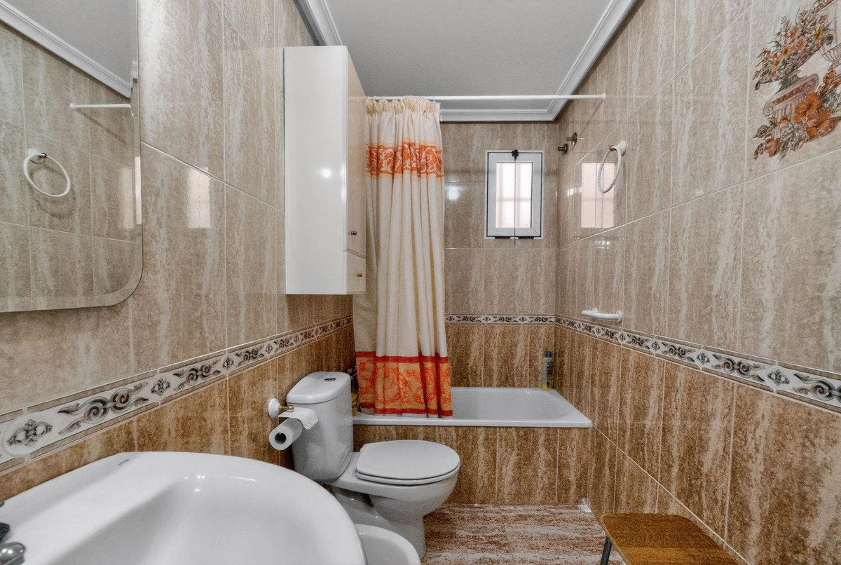 Se vende Apartamento Planta Baja de 2 dormitorios en Costa Blanca, Alicante, España
