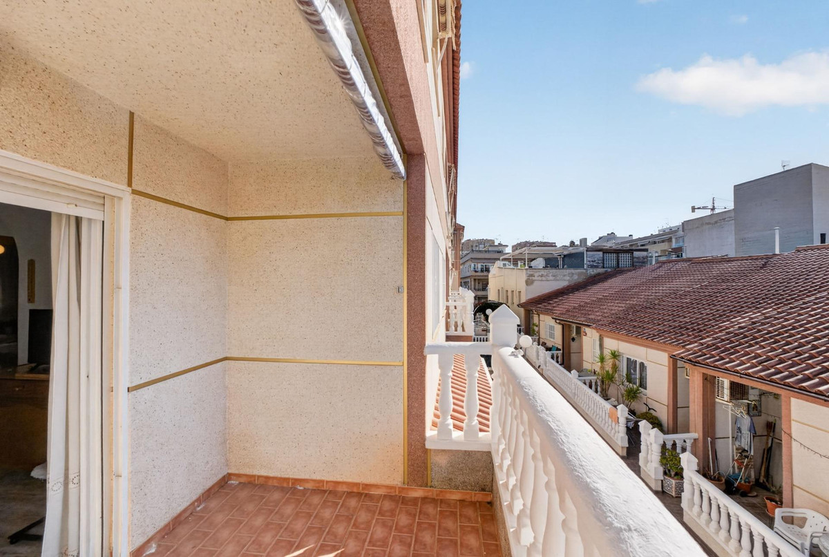 Se vende Apartamento Planta Baja de 2 dormitorios en Costa Blanca, Alicante, España