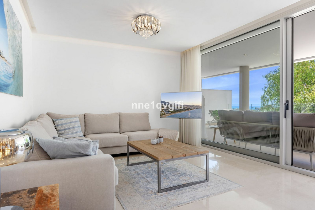 3 Bed Apartment for sale in Benahavís Costa Del Sol, Málaga, Spain