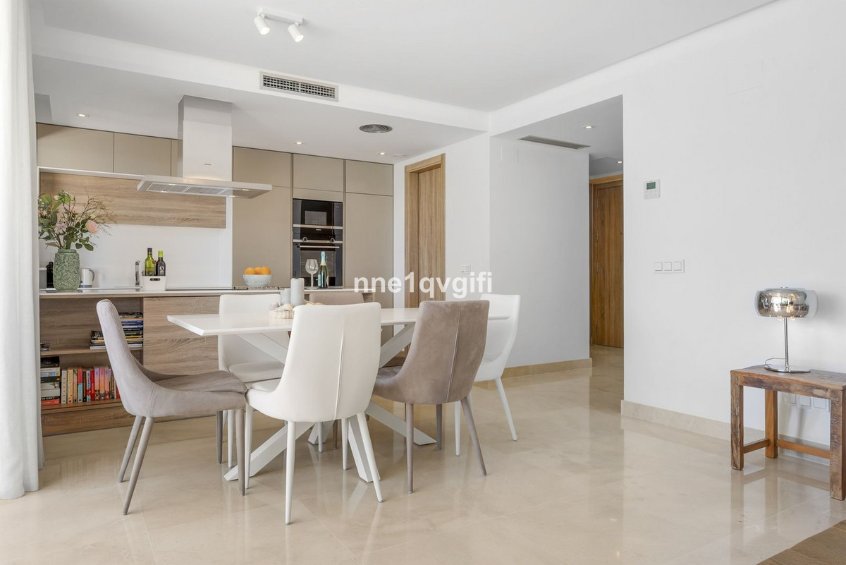 3 Bed Apartment for sale in Benahavís Costa Del Sol, Málaga, Spain
