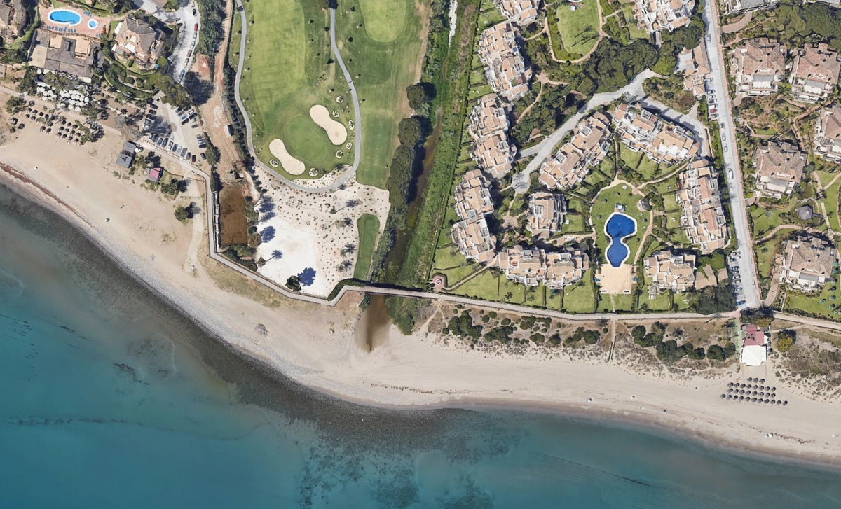 3 Bed Apartment for sale in Marbella Costa Del Sol, Málaga, Spain