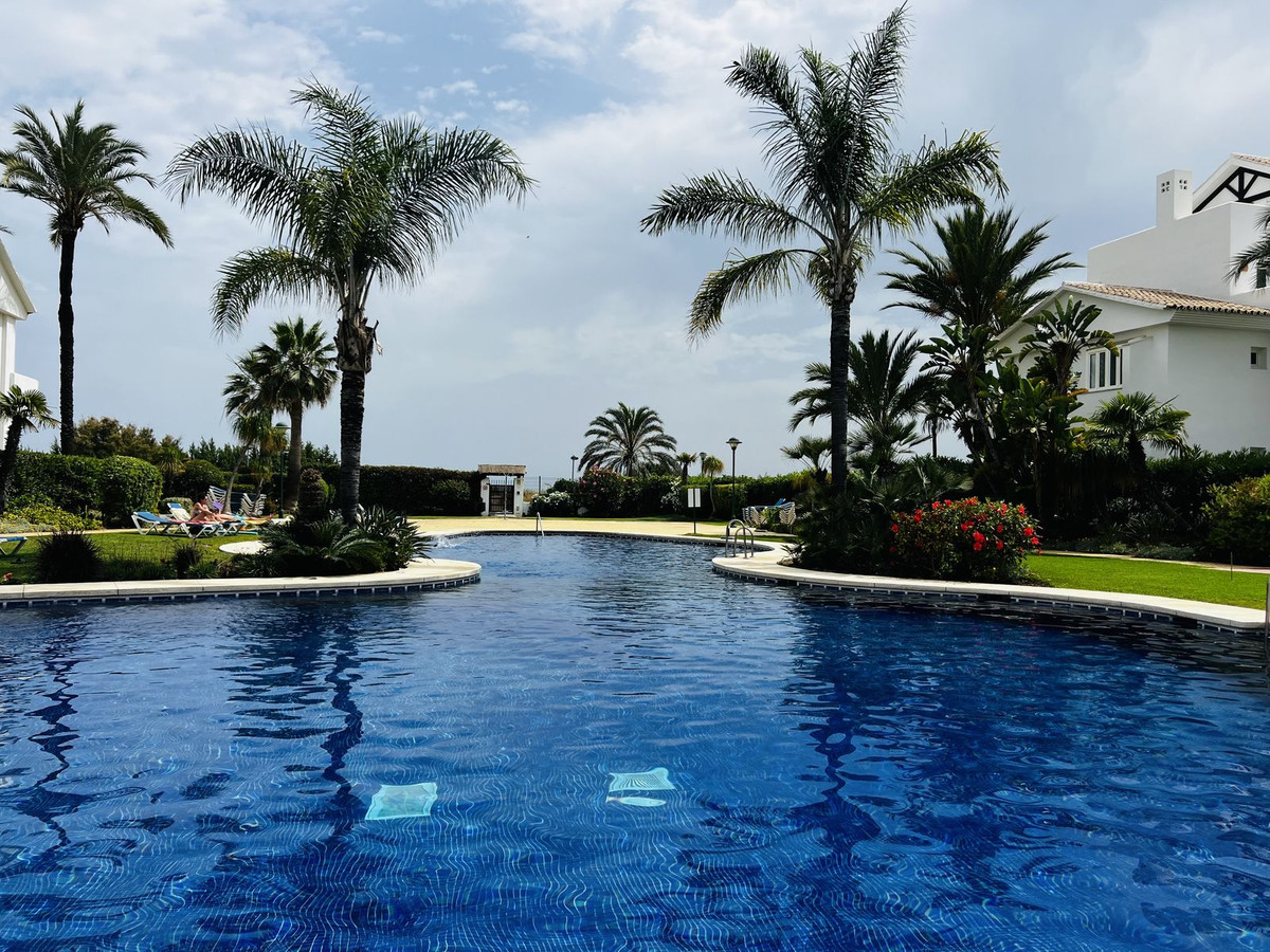 3 Bed Apartment for sale in Marbella Costa Del Sol, Málaga, Spain