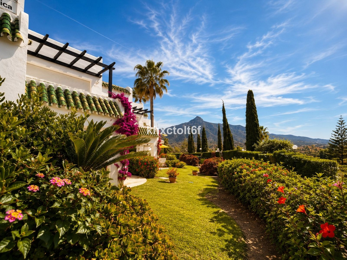 3 Bed Townhouse for sale in Marbella Costa Del Sol, Málaga, Spain