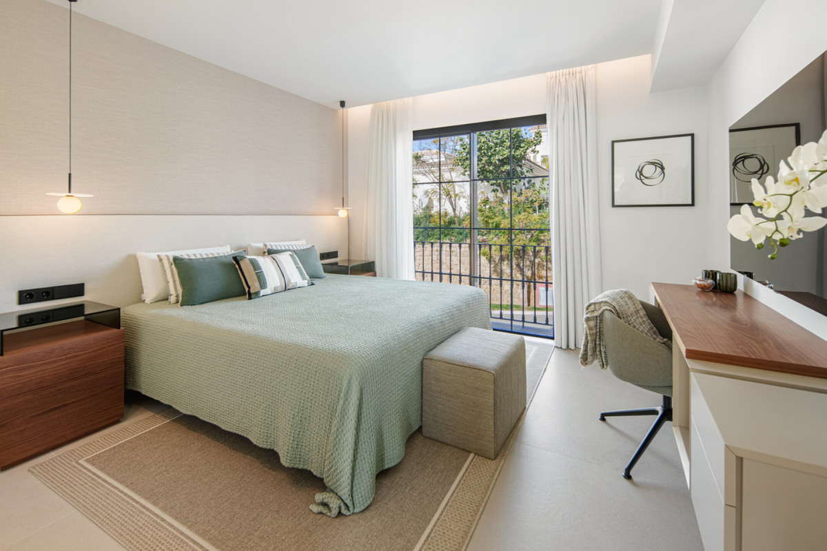 2 Bed Apartment for sale in Monte Halcones Costa Del Sol, Málaga, Spain