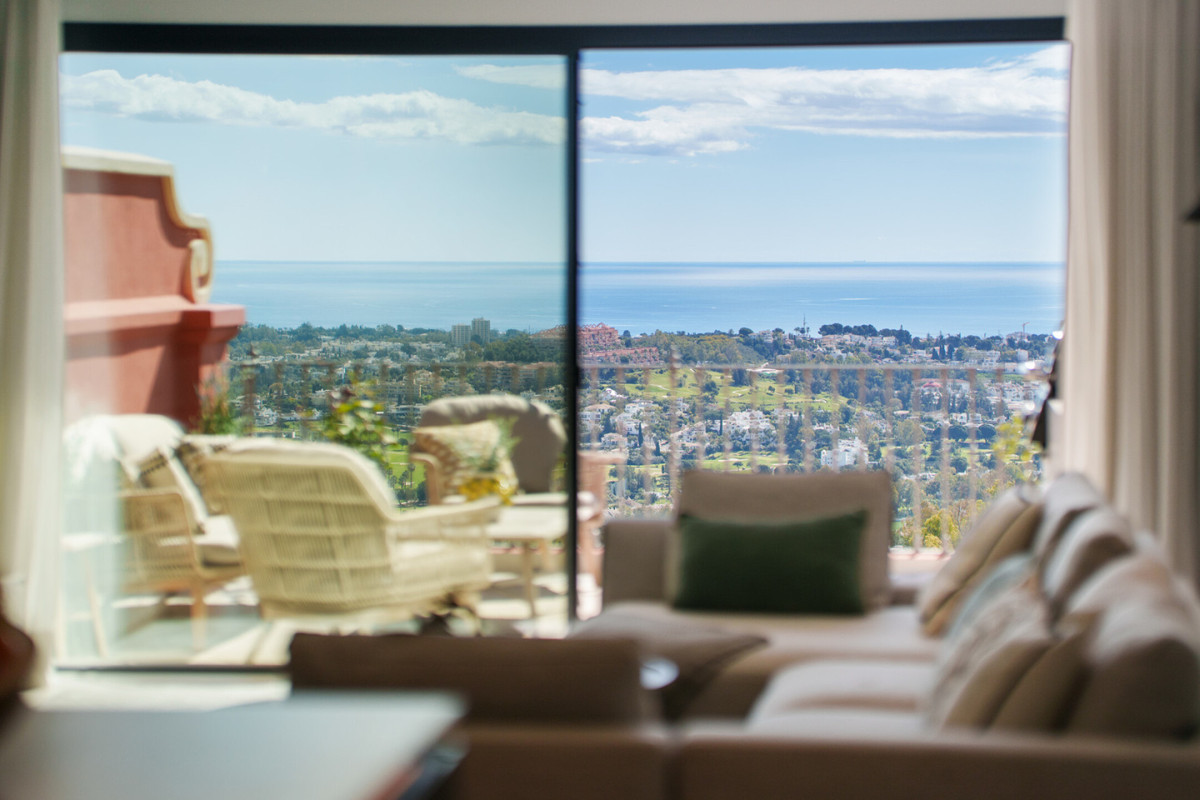 2 Bed Apartment for sale in Monte Halcones Costa Del Sol, Málaga, Spain