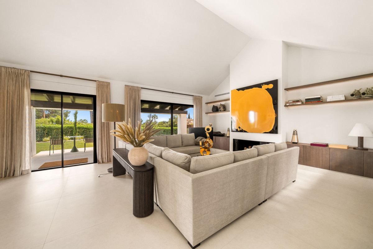 4 Bed Townhouse for sale in The Golden Mile Costa Del Sol, Málaga, Spain