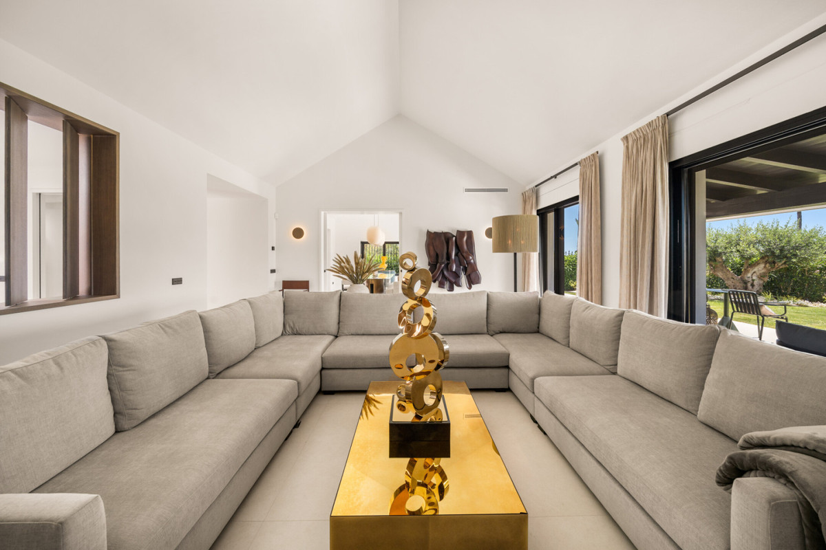 4 Bed Townhouse for sale in The Golden Mile Costa Del Sol, Málaga, Spain