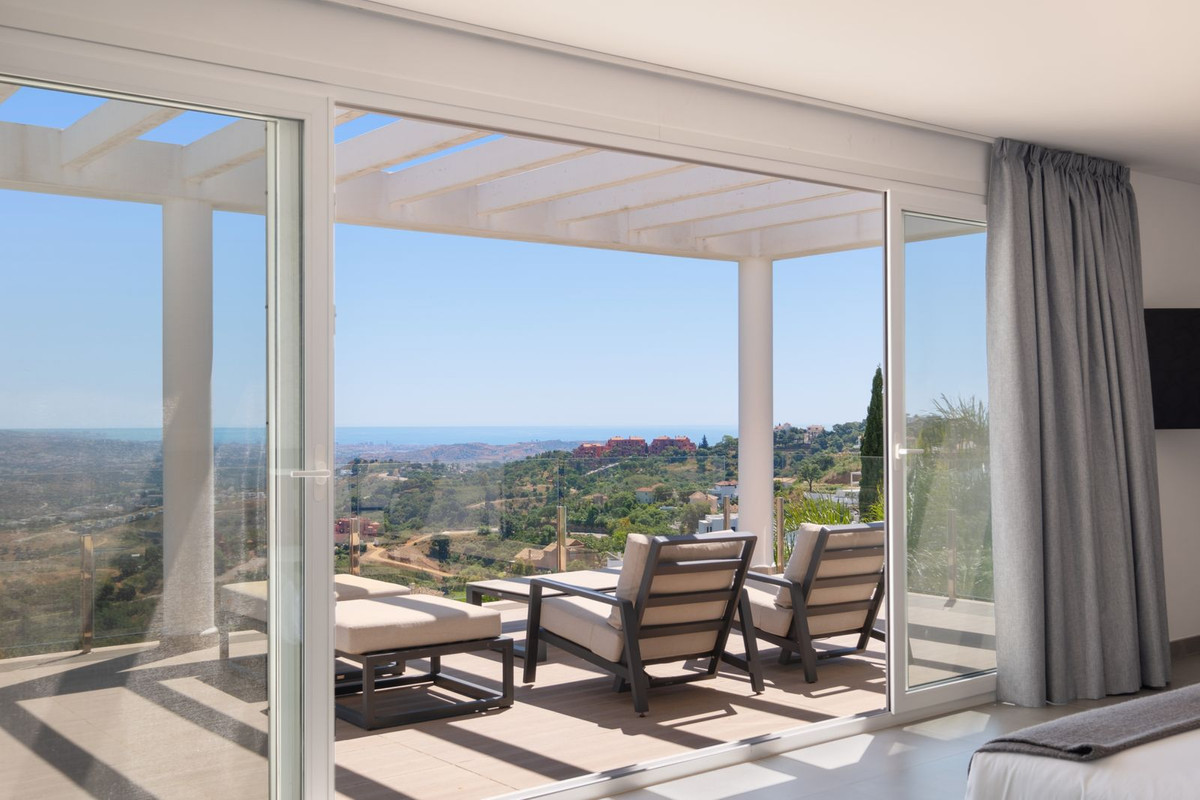 Se vende Villa - Chalet de 5 dormitorios en Costa Del Sol, Málaga, España