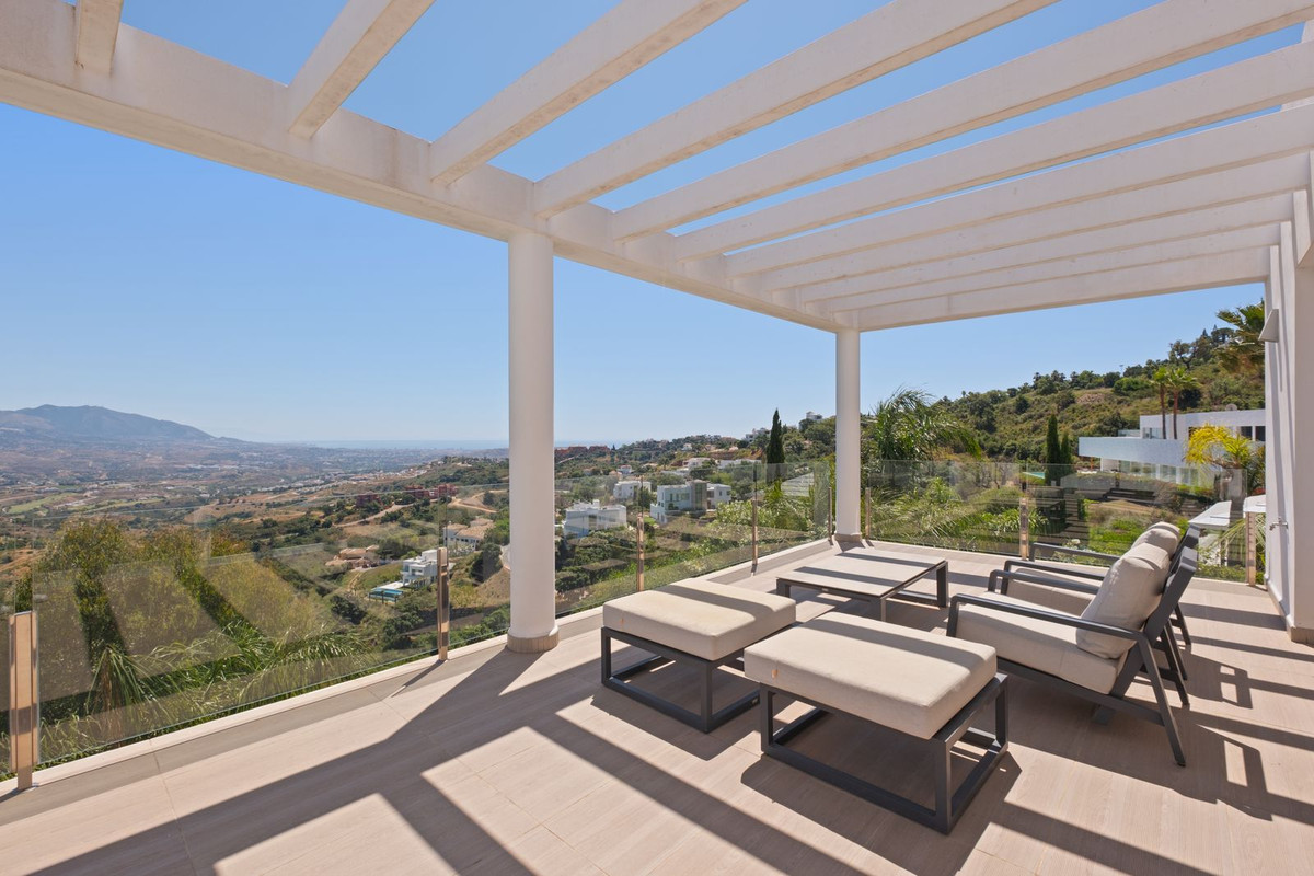 Se vende Villa - Chalet de 5 dormitorios en Costa Del Sol, Málaga, España