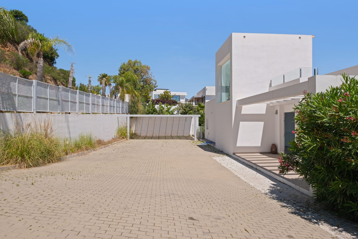 Se vende Villa - Chalet de 5 dormitorios en Costa Del Sol, Málaga, España