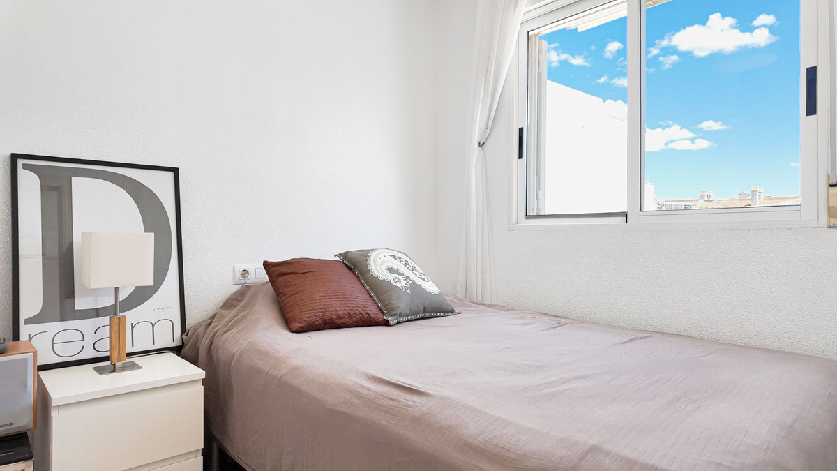 2 Bed Apartment for sale in Torrevieja Costa Blanca, Alicante, Spain
