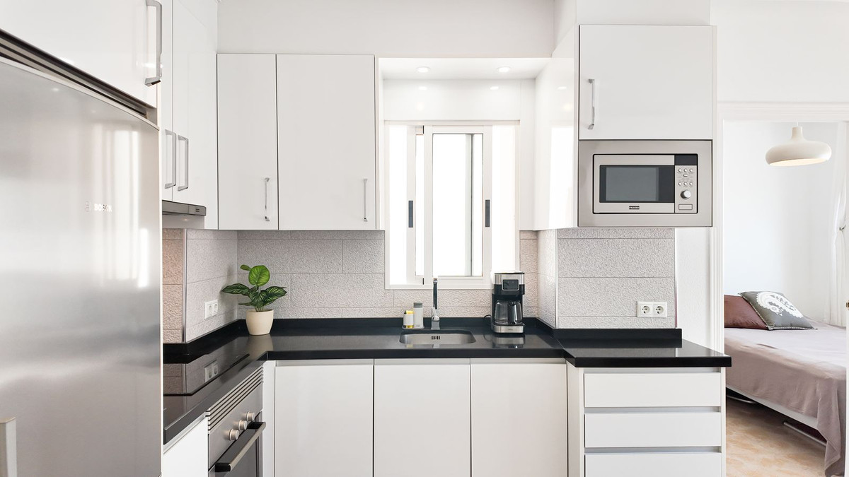 2 Bed Apartment for sale in Torrevieja Costa Blanca, Alicante, Spain