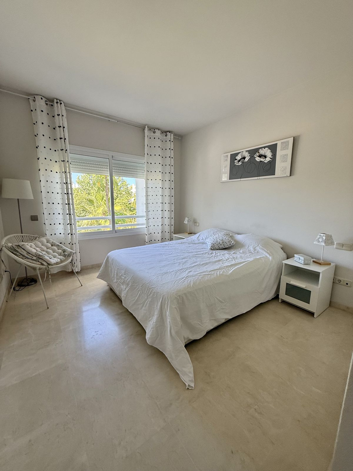 2 Bed Apartment for sale in Estepona Costa Del Sol, Málaga, Spain