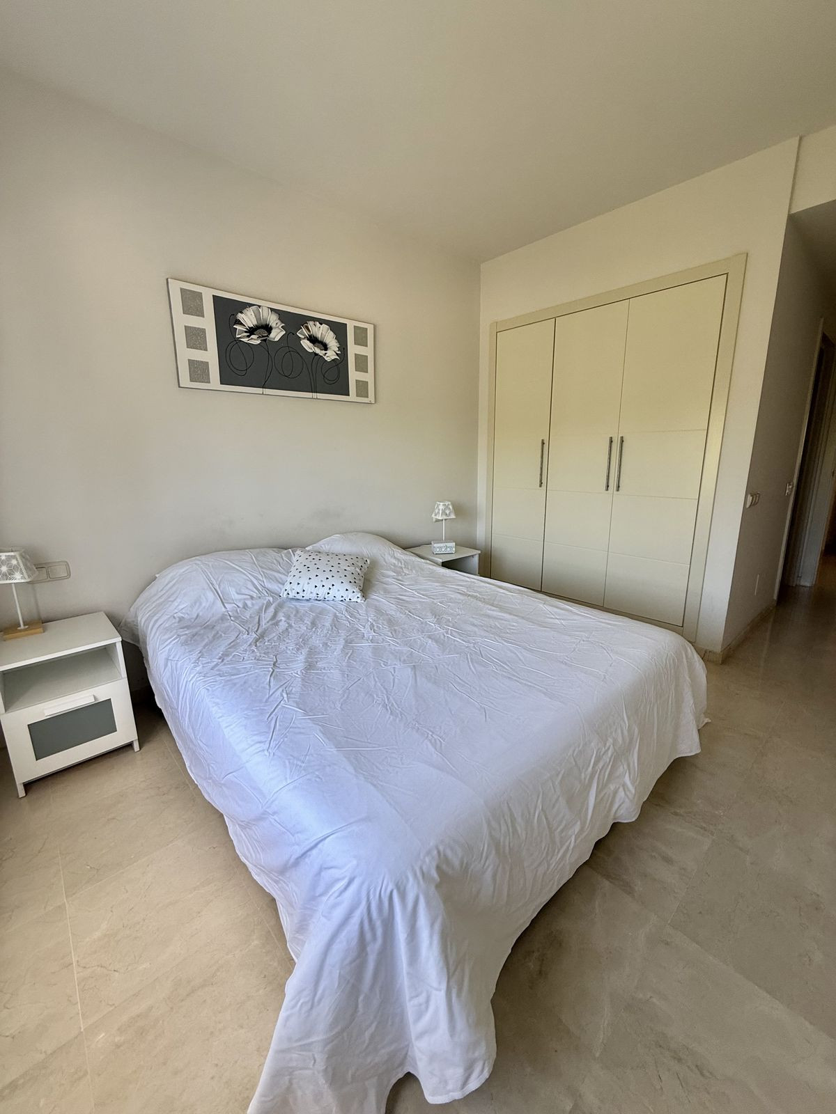 2 Bed Apartment for sale in Estepona Costa Del Sol, Málaga, Spain