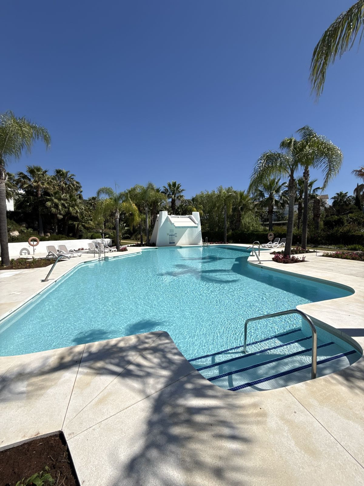 2 Bed Apartment for sale in Estepona Costa Del Sol, Málaga, Spain