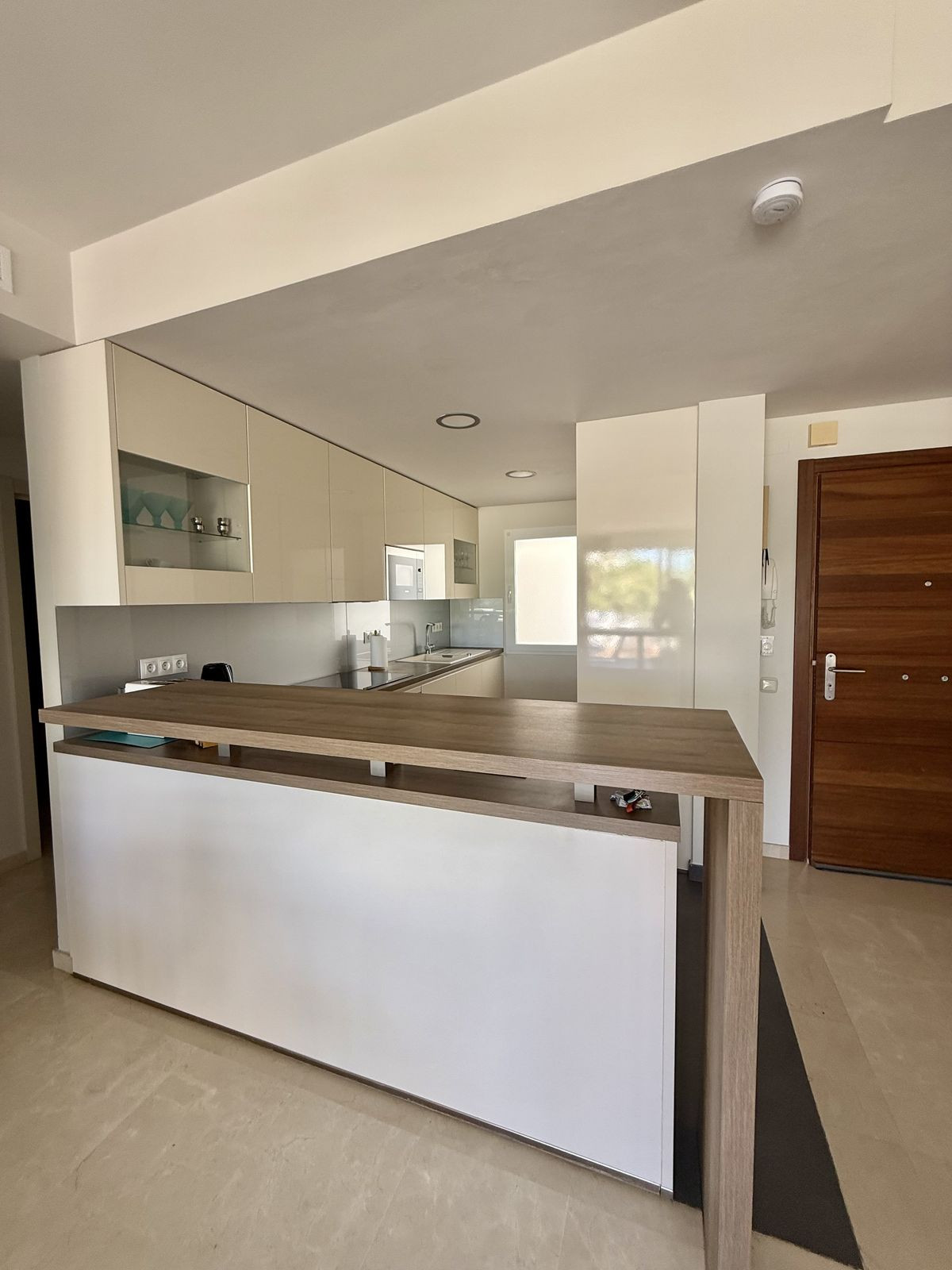 2 Bed Apartment for sale in Estepona Costa Del Sol, Málaga, Spain