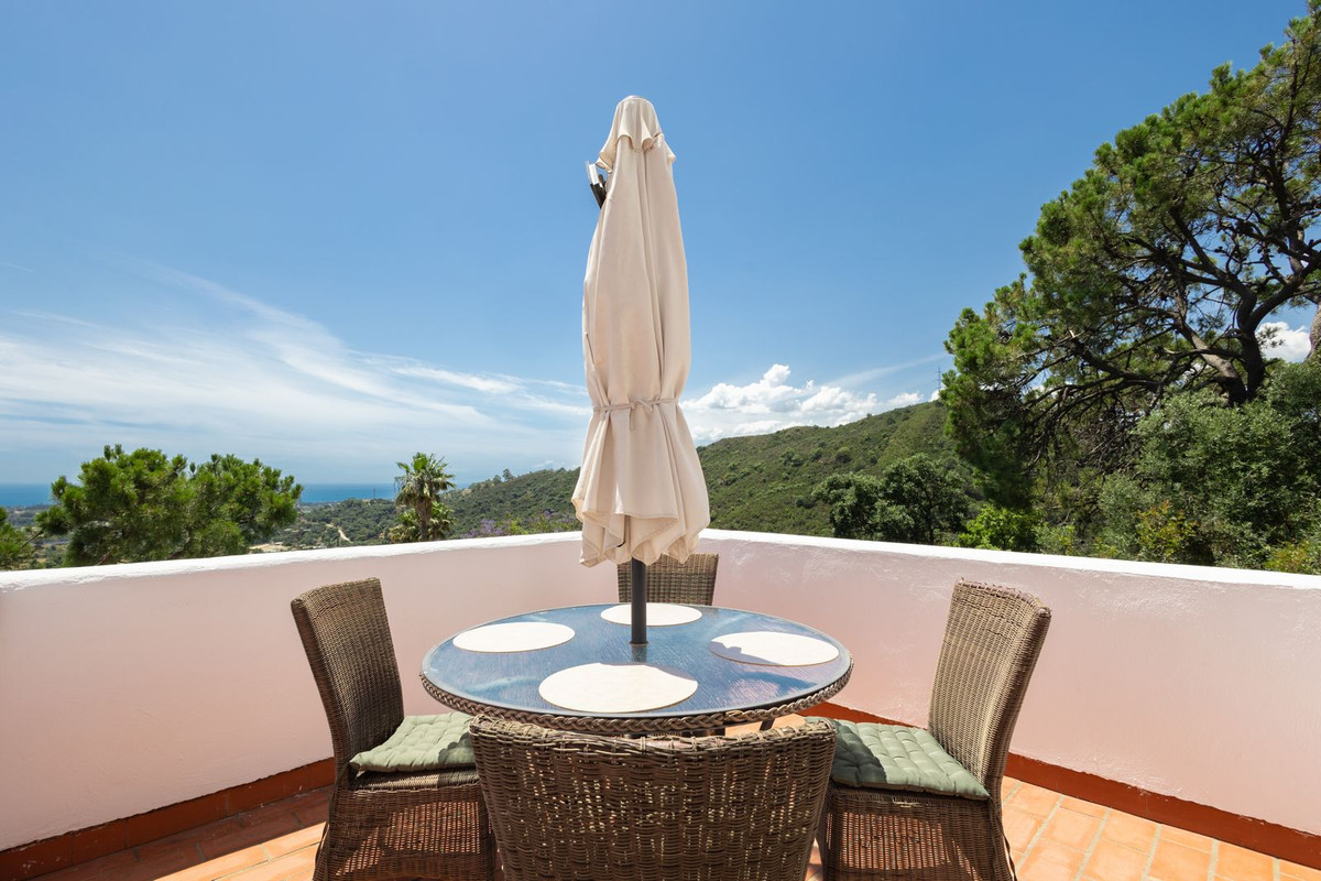 3 Bed Townhouse for sale in Estepona Costa Del Sol, Málaga, Spain