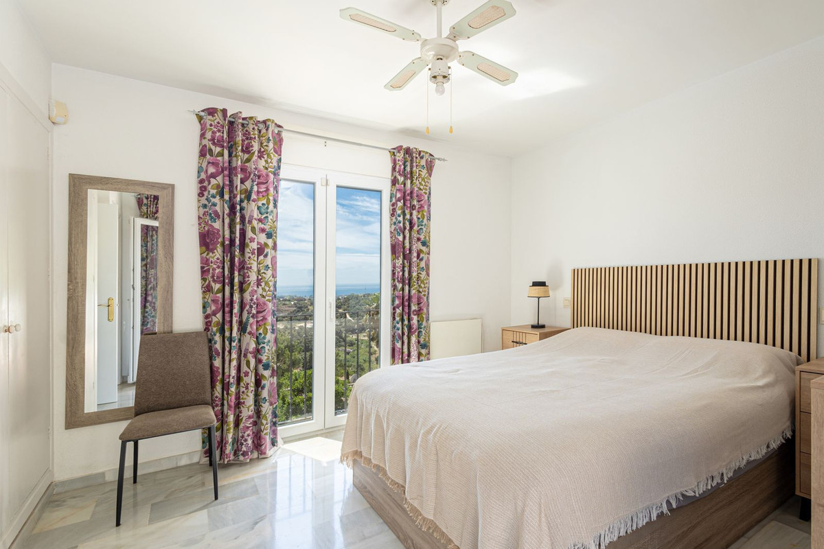 3 Bed Townhouse for sale in Estepona Costa Del Sol, Málaga, Spain