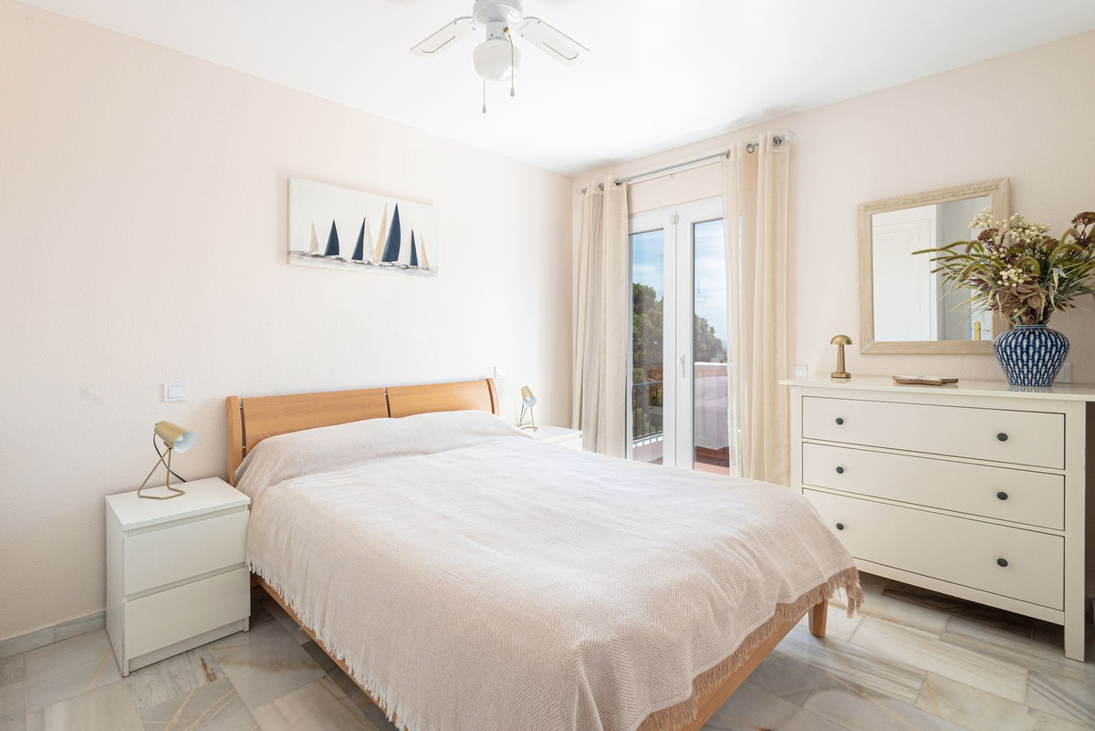 3 Bed Townhouse for sale in Estepona Costa Del Sol, Málaga, Spain