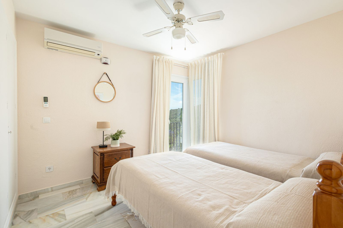 3 Bed Townhouse for sale in Estepona Costa Del Sol, Málaga, Spain