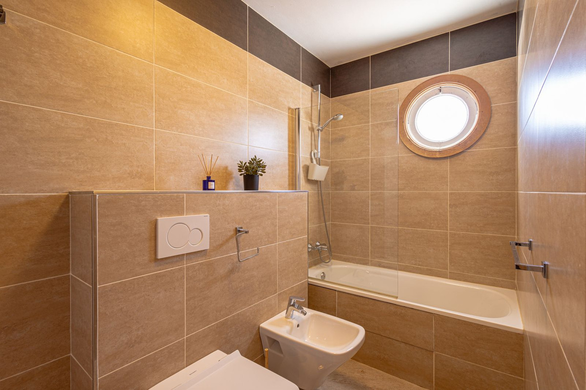 3 Bed Townhouse for sale in Estepona Costa Del Sol, Málaga, Spain