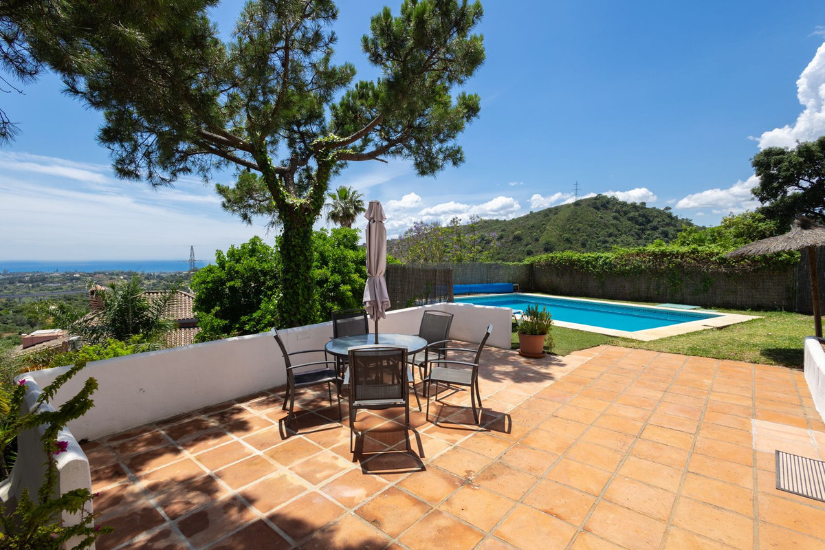 3 Bed Townhouse for sale in Estepona Costa Del Sol, Málaga, Spain