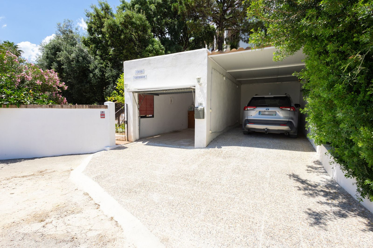 3 Bed Townhouse for sale in Estepona Costa Del Sol, Málaga, Spain