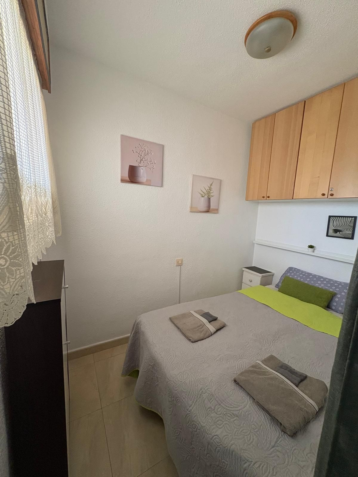 Se vende Apartamento Planta Media de 1 dormitorios en Costa Blanca, Alicante, España