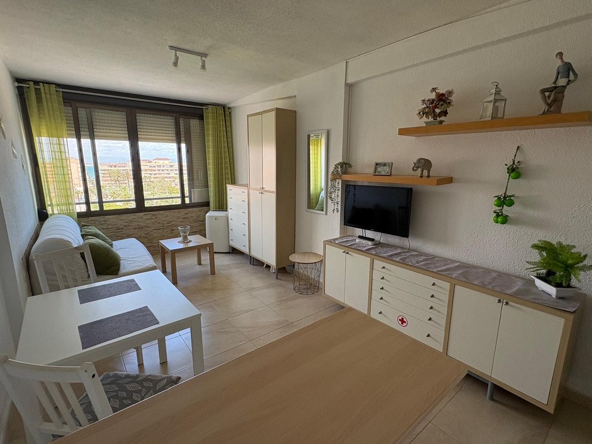 Se vende Apartamento Planta Media de 1 dormitorios en Costa Blanca, Alicante, España