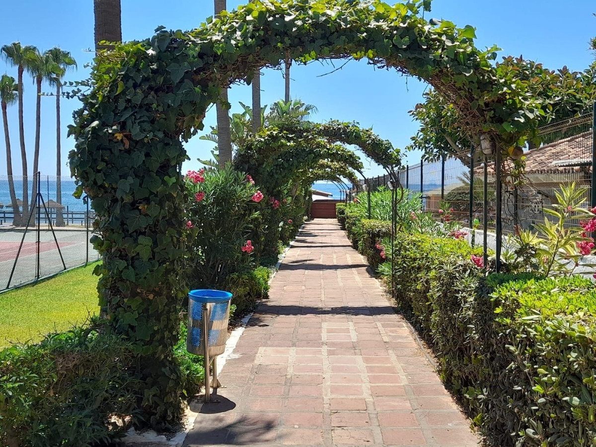 Se vende Apartamento Planta Baja de 1 dormitorios en Costa Del Sol, Málaga, España