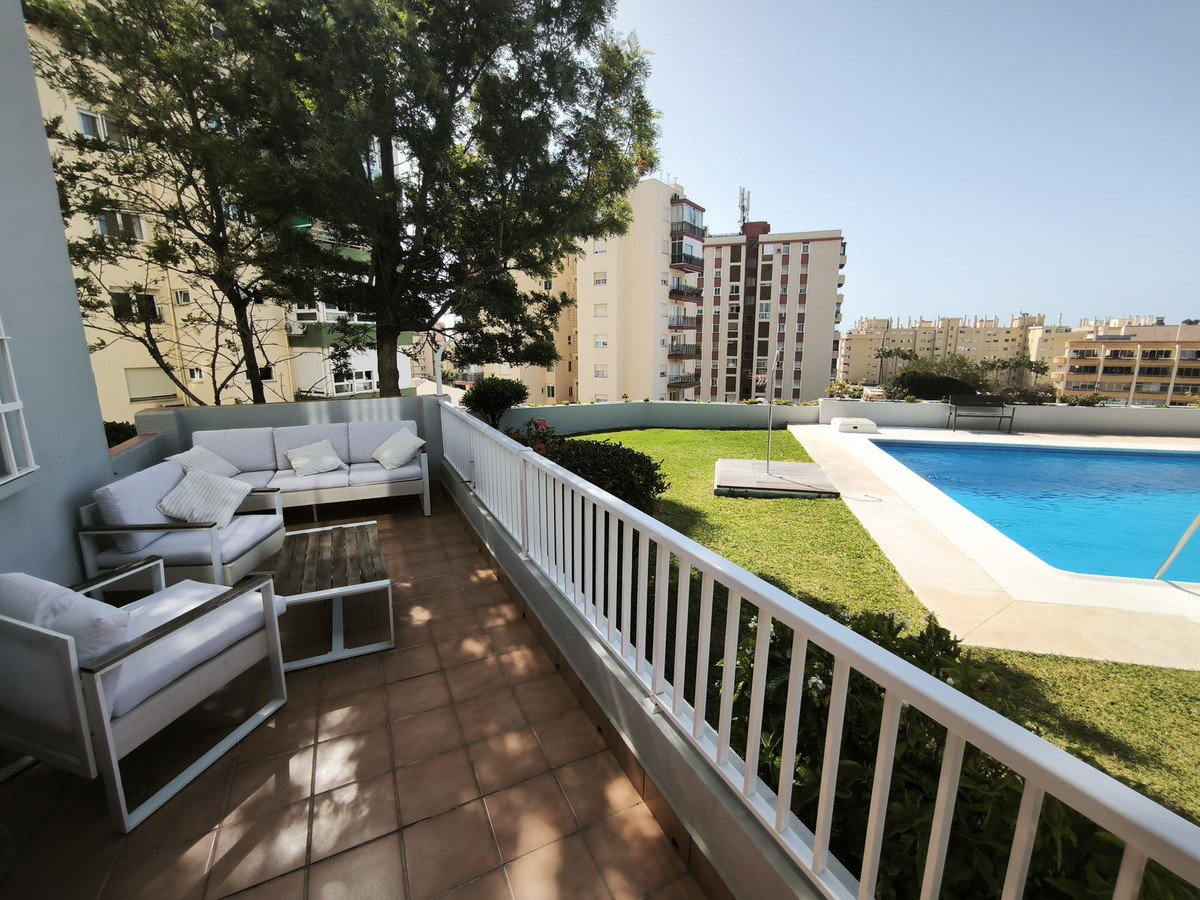 3 Bed Apartment for sale in Fuengirola Costa Del Sol, Málaga, Spain