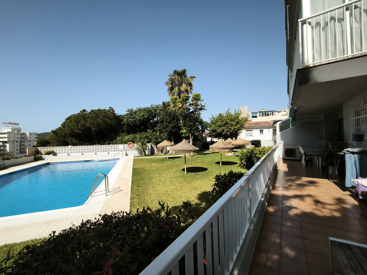 3 Bed Apartment for sale in Fuengirola Costa Del Sol, Málaga, Spain