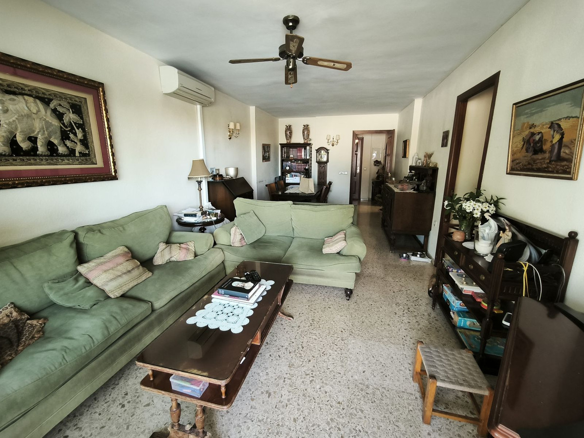 3 Bed Apartment for sale in Fuengirola Costa Del Sol, Málaga, Spain