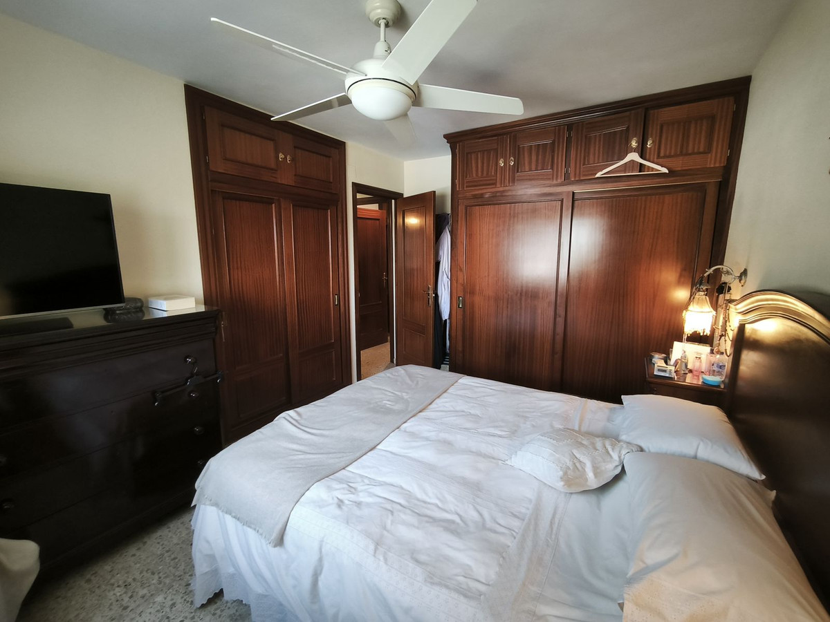 3 Bed Apartment for sale in Fuengirola Costa Del Sol, Málaga, Spain