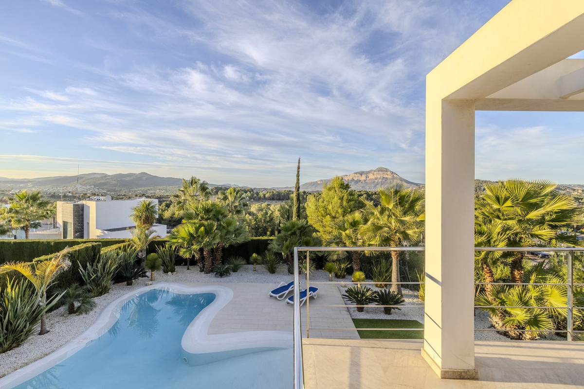 Se vende Villa - Chalet de 5 dormitorios en Costa Blanca, Alicante, España