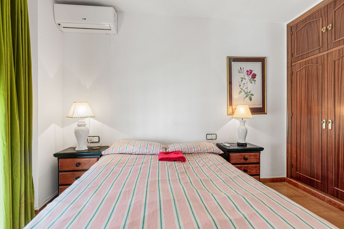 6 Bed Apartment for sale in Estepona Costa Del Sol, Málaga, Spain