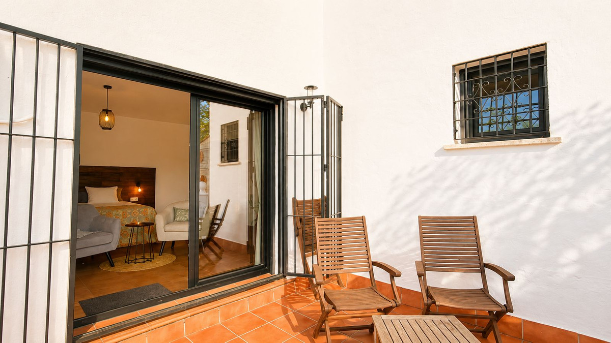 Se vende Finca - Cortijo de 7 dormitorios en Costa Del Sol, Málaga, España