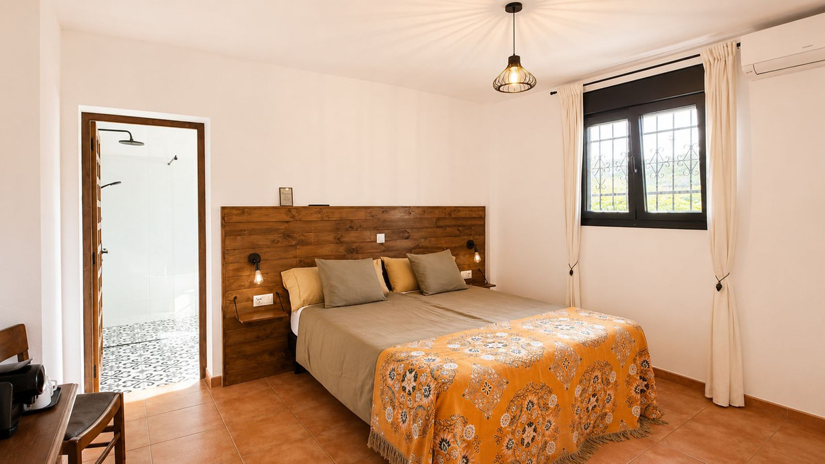 Se vende Finca - Cortijo de 7 dormitorios en Costa Del Sol, Málaga, España