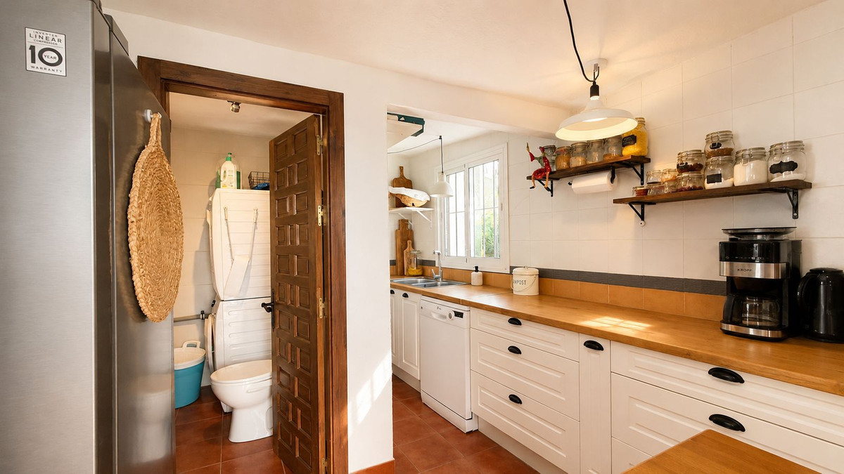 Se vende Finca - Cortijo de 7 dormitorios en Costa Del Sol, Málaga, España