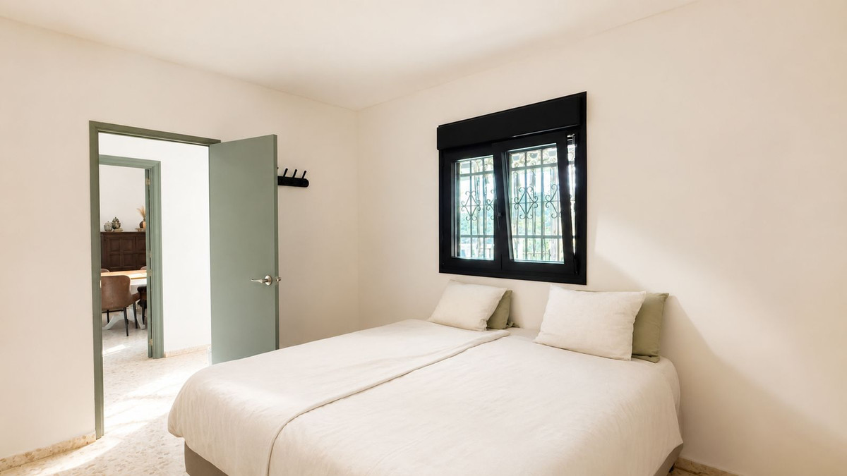 Se vende Finca - Cortijo de 7 dormitorios en Costa Del Sol, Málaga, España