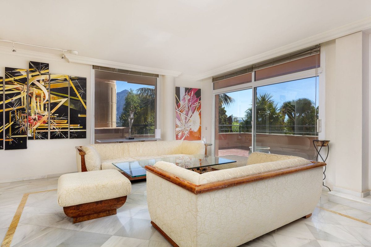 3 Bed Apartment for sale in Nueva Andalucía Costa Del Sol, Málaga, Spain