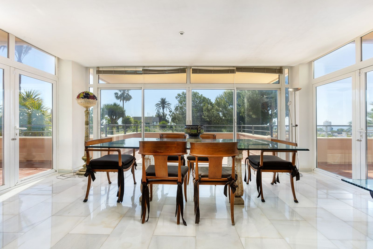 3 Bed Apartment for sale in Nueva Andalucía Costa Del Sol, Málaga, Spain