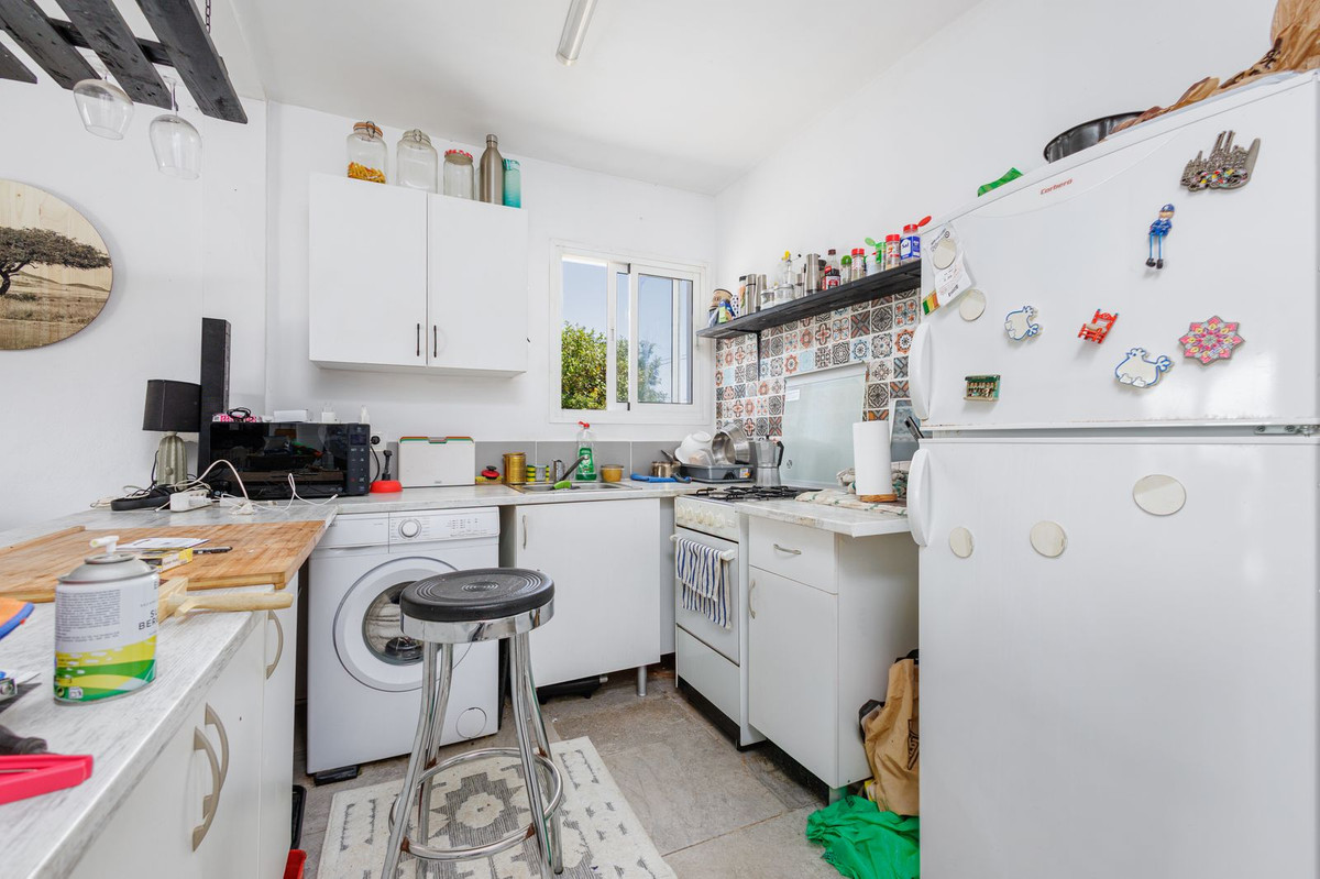 6 Bed Townhouse for sale in Coín Costa Del Sol, Málaga, Spain