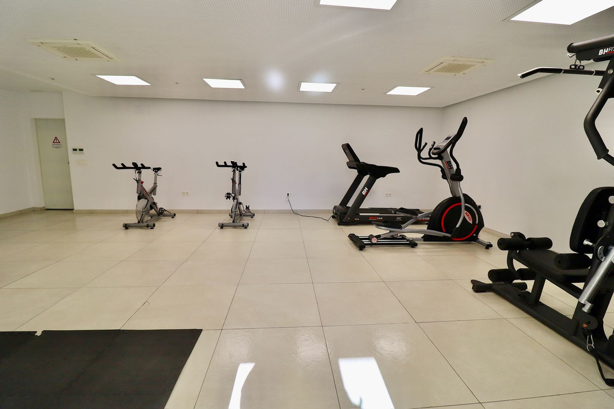 Se vende Apartamento Planta Baja de 3 dormitorios en Costa Del Sol, Málaga, España