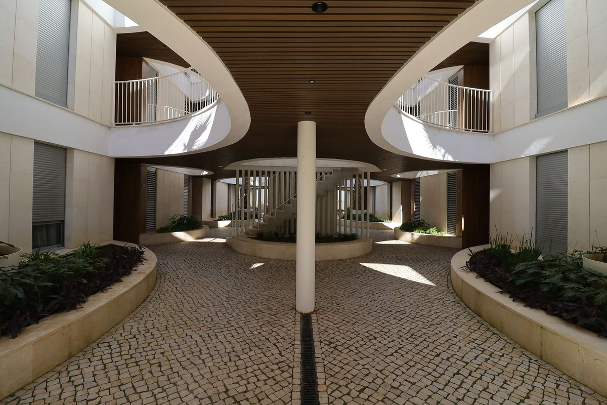Se vende Apartamento Planta Baja de 3 dormitorios en Costa Del Sol, Málaga, España