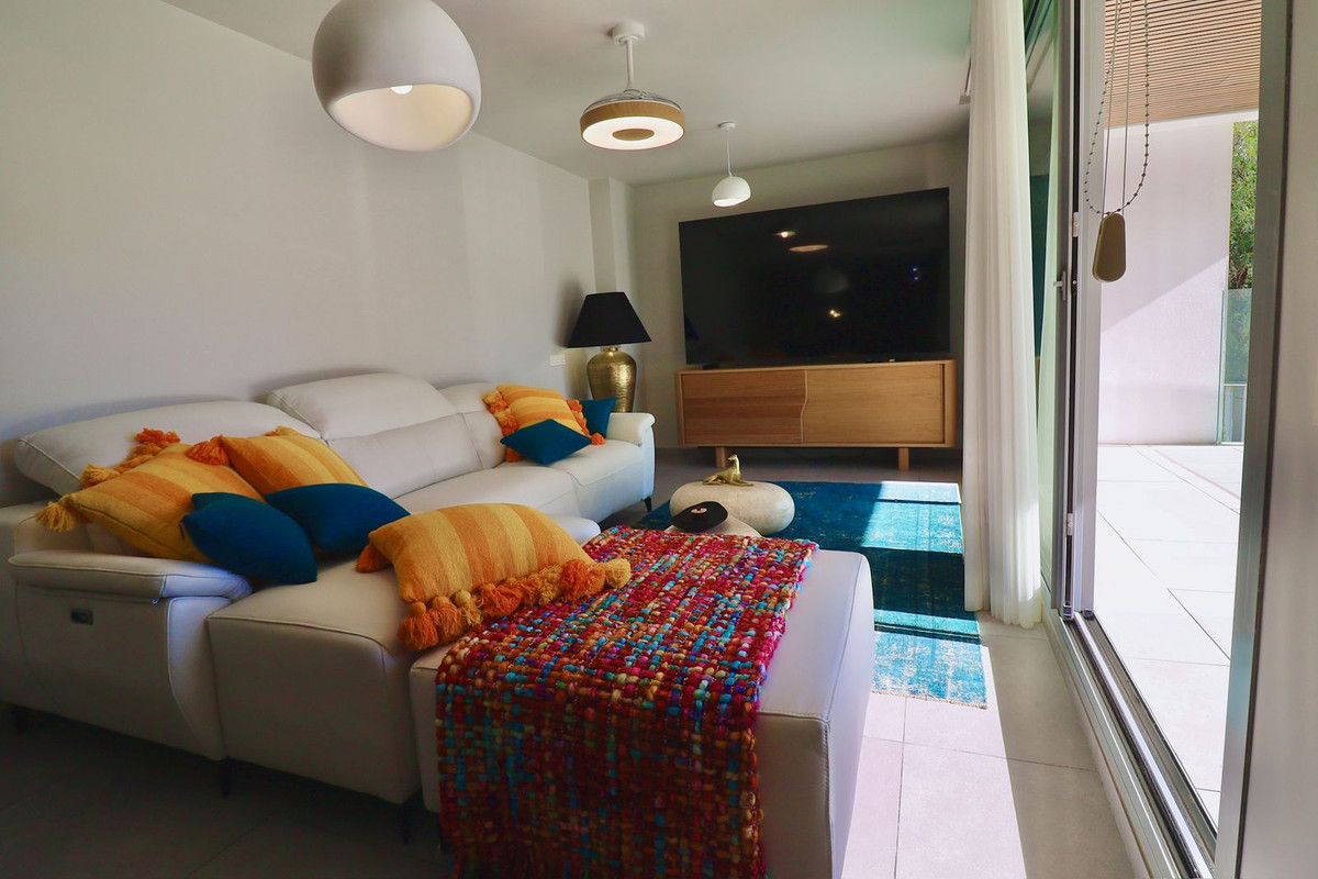 Se vende Apartamento Planta Baja de 3 dormitorios en Costa Del Sol, Málaga, España
