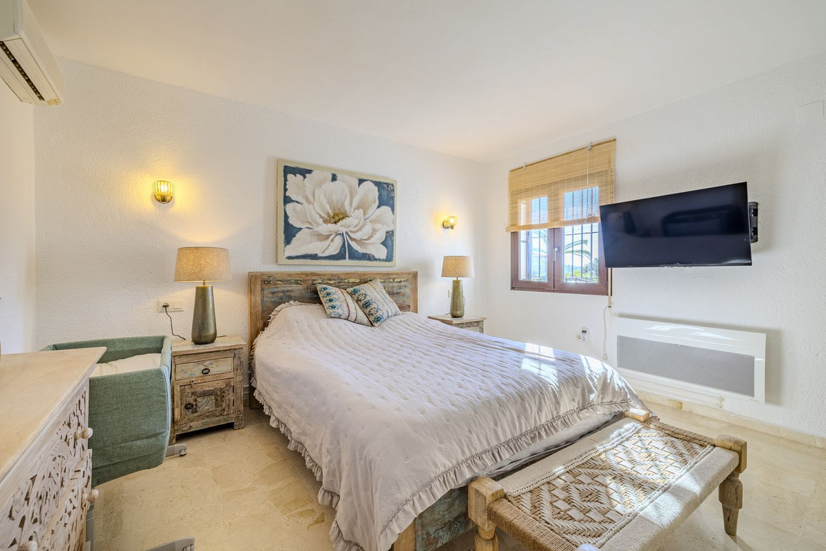 6 Bed Townhouse for sale in Javea Costa Blanca, Alicante, Spain