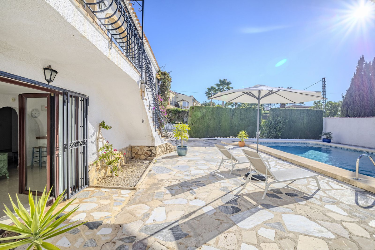 6 Bed Townhouse for sale in Javea Costa Blanca, Alicante, Spain