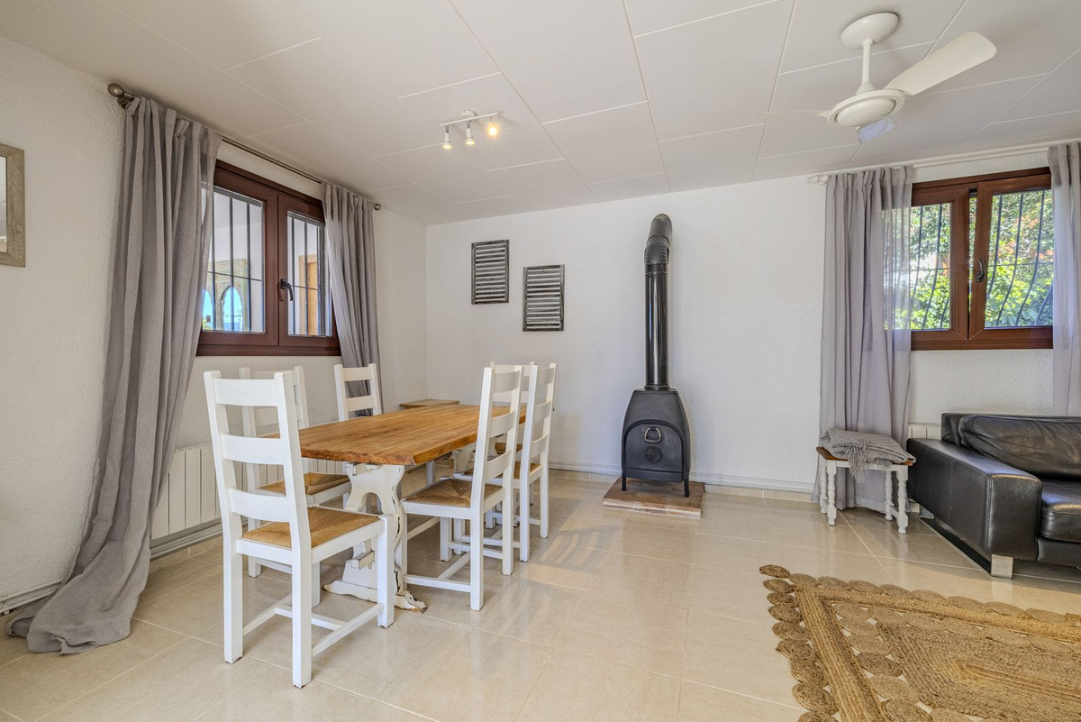 6 Bed Townhouse for sale in Javea Costa Blanca, Alicante, Spain